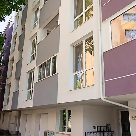 Stylish 1bd With A Nice Cozy Balcony *