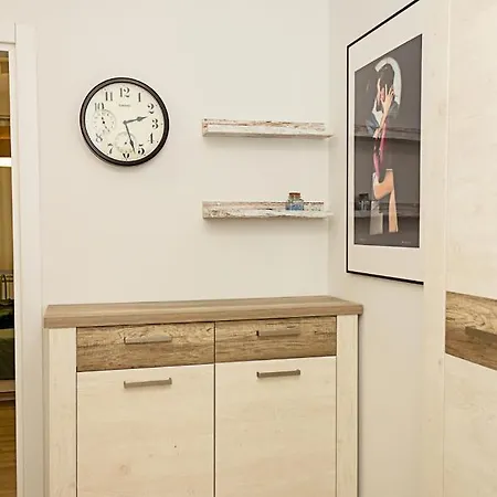 Διαμέρισμα Stylish 1bd With A Nice Cozy Balcony Βάρνα